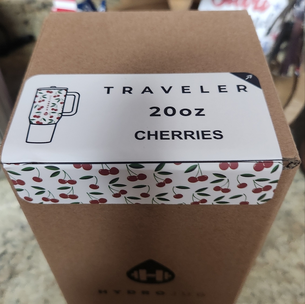🍒NEW HydroJug Limited Edition "CHERRIES" 20oz Traveler🍒 - Picture 7 of 7